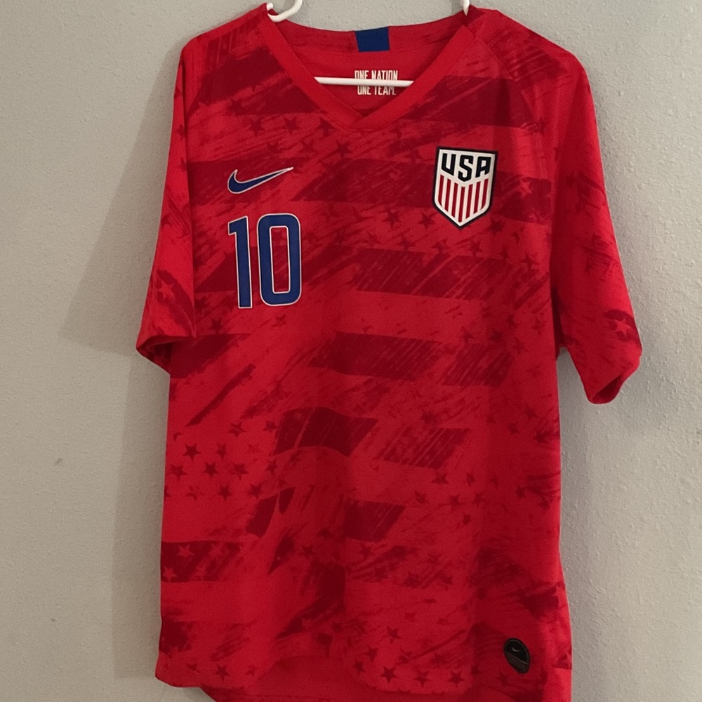 Christian Pulisic 2022 USA men’s kit